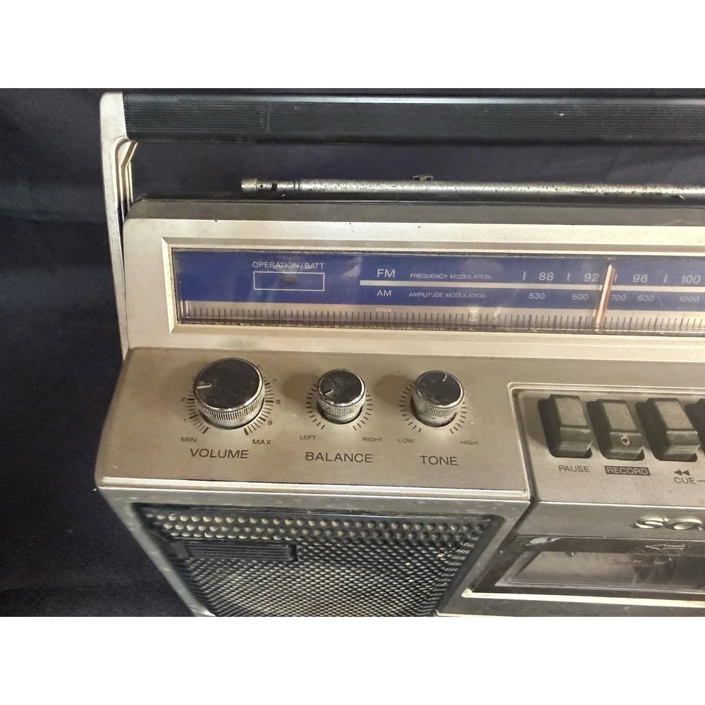 Sony CFS-43 Boombox Stereo Cassette Player AM FM Radio Silver Vintage Tested